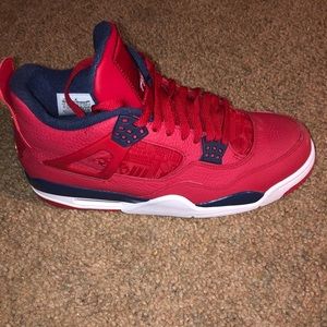 Retro Jordan 4’s 120$ OBO